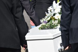 who should pay for your funeral